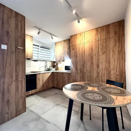 Nozownicza 35 - Balcony Apartment *